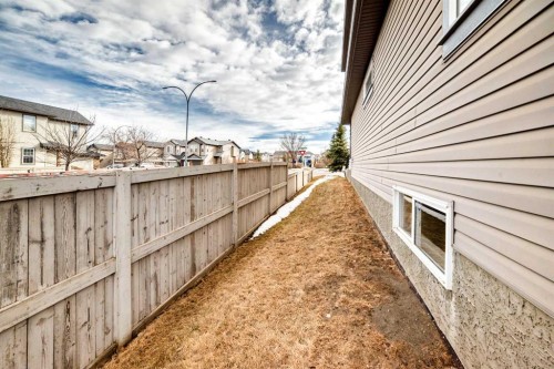 301 Kincora Glen Rise Nw, Calgary, AB - Outdoor