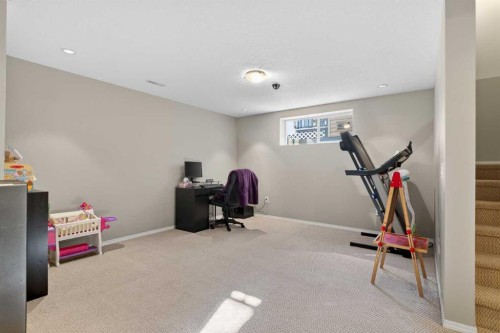 389 Elgin Way Se, Calgary, AB - Indoor