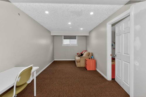 246 Saddlebrook Way Ne, Calgary, AB - Indoor