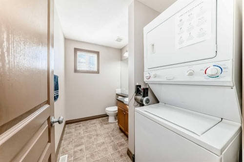 35 Tucker Circle, Okotoks, AB - Indoor Photo Showing Laundry Room