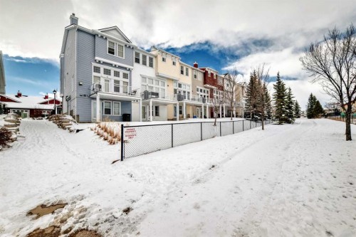 35 Tucker Circle, Okotoks, AB - Outdoor