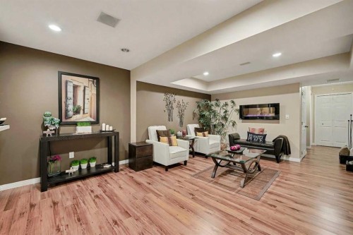 12 Tarawood Grove Ne, Calgary, AB - Indoor Photo Showing Other Room