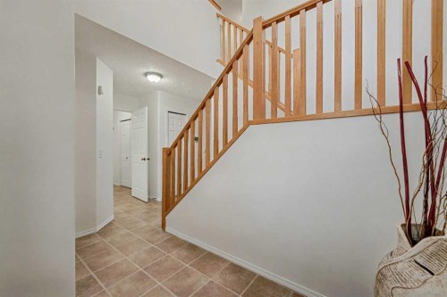 12 Tarawood Grove Ne, Calgary, AB - Indoor Photo Showing Other Room