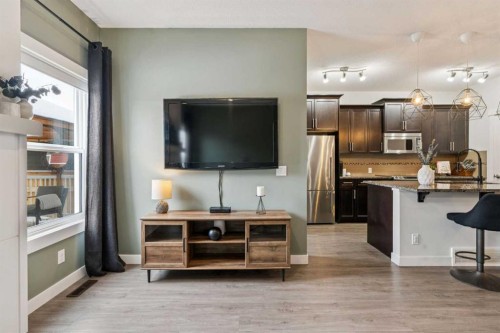 339 Fireside Place, Cochrane, AB - Indoor Photo Showing Kitchen With Upgraded Kitchen