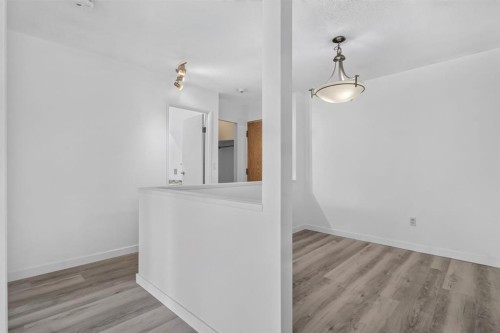 303-333 Garry Crescent Ne, Calgary, AB 
