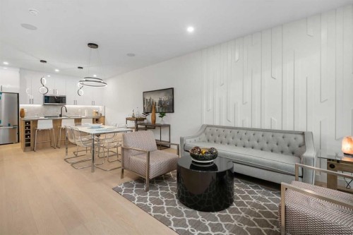 3719 14A Street Sw, Calgary, AB - Indoor