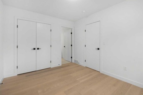 3719 14A Street Sw, Calgary, AB - Indoor Photo Showing Other Room