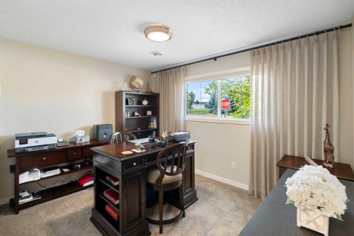 263 Mahogany Way Se, Calgary, AB - Indoor Photo Showing Office