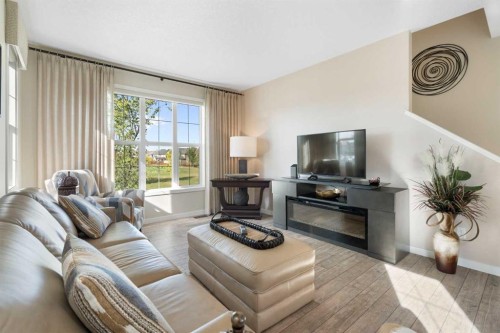 263 Mahogany Way Se, Calgary, AB - Indoor Photo Showing Living Room