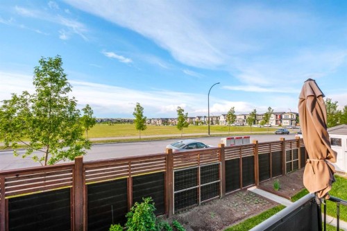 78 Livingston Gate Ne, Calgary, AB - Outdoor