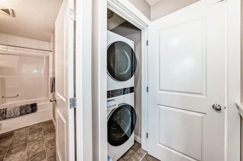 36 Panora Way Nw, Calgary, AB 