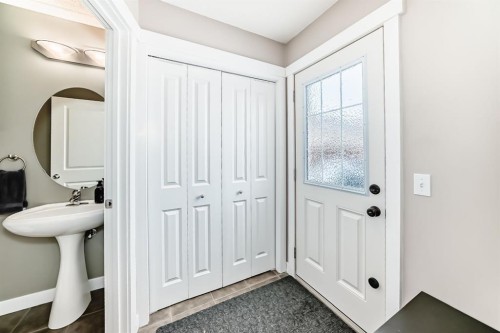 36 Panora Way Nw, Calgary, AB 