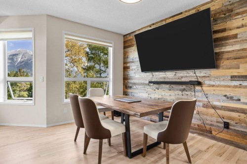 808 Lawrence Grassi Ridge, Canmore, AB - Indoor Photo Showing Dining Room