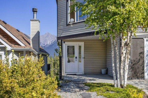 808 Lawrence Grassi Ridge  Canmore, AB T1W 2Y6