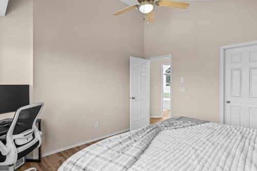 808 Lawrence Grassi Ridge, Canmore, AB - Indoor Photo Showing Bedroom