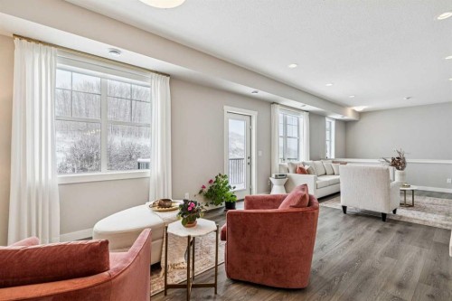 718 Cranbrook Walk Se, Calgary, AB - Indoor