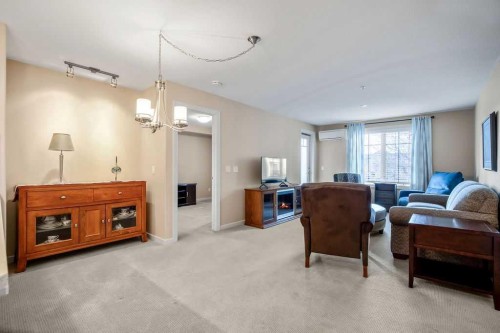 2202-310 Mckenzie Towne Gate Se, Calgary, AB - Indoor