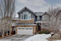 153 Cranridge Terrace SE Calgary, AB T3M 0H9