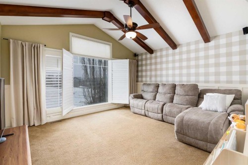 153 Cranridge Terrace Se, Calgary, AB - Indoor