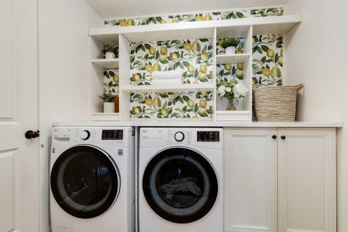 153 Cranridge Terrace Se, Calgary, AB - Indoor Photo Showing Laundry Room