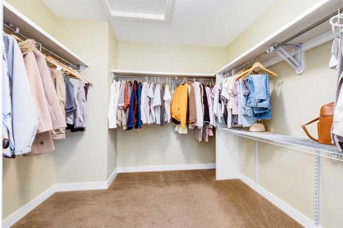 153 Cranridge Terrace Se, Calgary, AB - Indoor With Storage