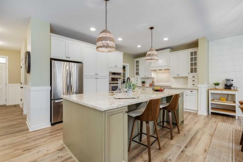153 Cranridge Terrace Se, Calgary, AB - Indoor Photo Showing Kitchen With Upgraded Kitchen