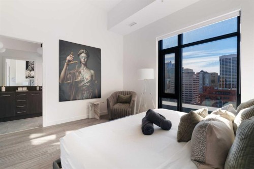 1803-730 2 Avenue Sw, Calgary, AB - Indoor Photo Showing Bedroom