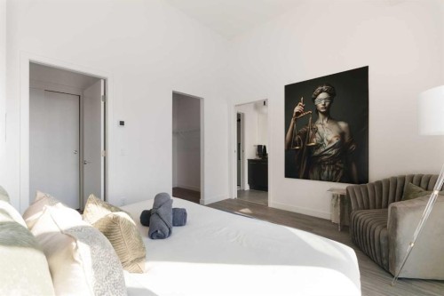 1803-730 2 Avenue Sw, Calgary, AB - Indoor Photo Showing Bedroom