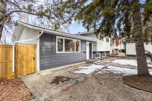 347 Queensland Drive Se, Calgary, AB - Outdoor
