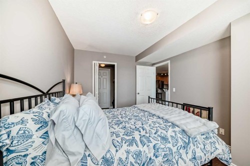 306-1121 6 Avenue Sw, Calgary, AB - Indoor Photo Showing Bedroom