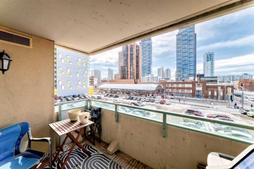 306-1121 6 Avenue Sw, Calgary, AB -  With Balcony