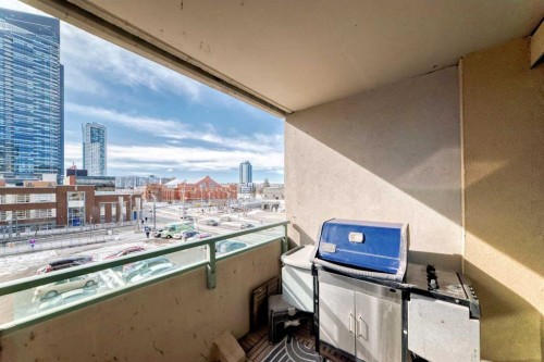 306-1121 6 Avenue Sw, Calgary, AB - Outdoor With Balcony