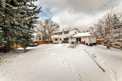 9611 Palisan Place Sw, Calgary, AB - Outdoor