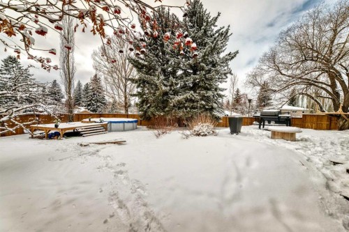 9611 Palisan Place Sw, Calgary, AB - Outdoor
