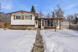 6004 Louise Road SW Calgary, AB T3E 5V2