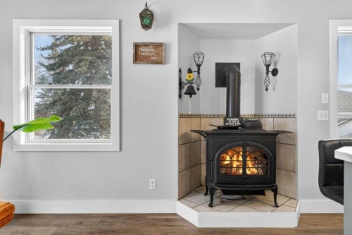 64 Foxwell Road Se, Calgary, AB - Indoor