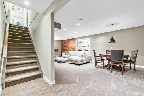 356 Everstone Drive Sw, Calgary, AB - Indoor Photo Showing Other Room