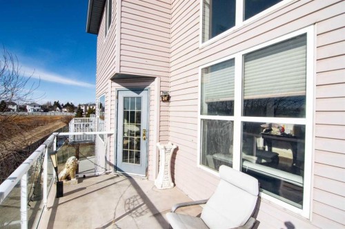 47 Anaheim Crescent, Calgary, AB - Outdoor With Exterior