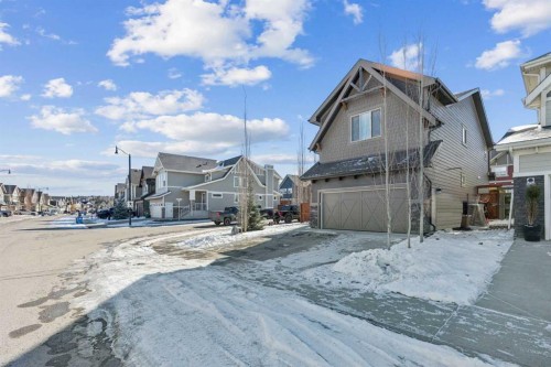 119 Riviera View, Cochrane, AB - Outdoor