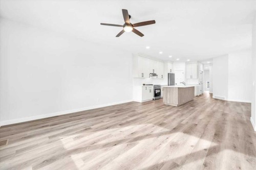 1014 Limit Avenue, Crossfield, AB - Indoor Photo Showing Kitchen