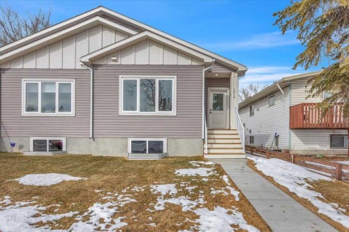 1014 Limit Avenue, Crossfield, AB - Outdoor