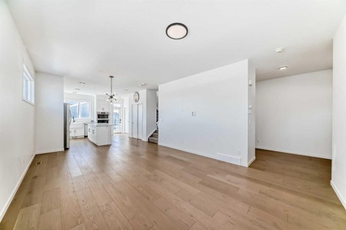 120 Seton Villas Se, Calgary, AB - Indoor