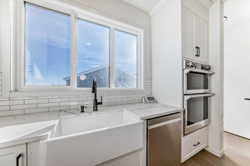 120 Seton Villas Se, Calgary, AB - Indoor Photo Showing Kitchen With Stainless Steel Kitchen