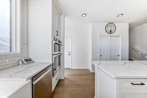 120 Seton Villas Se, Calgary, AB - Indoor