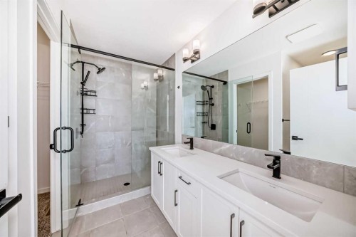 120 Seton Villas Se, Calgary, AB - Indoor Photo Showing Bathroom
