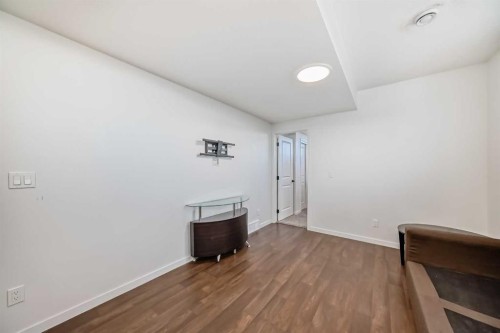 120 Seton Villas Se, Calgary, AB - Indoor Photo Showing Other Room