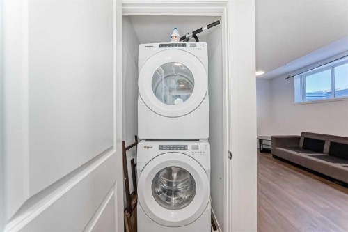 120 Seton Villas Se, Calgary, AB - Indoor Photo Showing Laundry Room