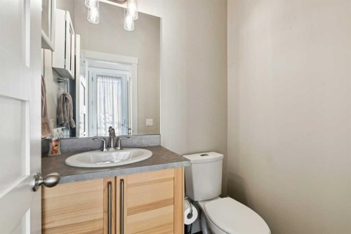 1013 19 Avenue Se, Calgary, AB - Indoor Photo Showing Other Room