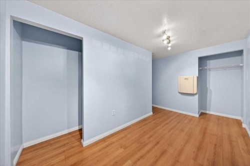 215 Pinegrove Close Ne, Calgary, AB - Indoor Photo Showing Other Room