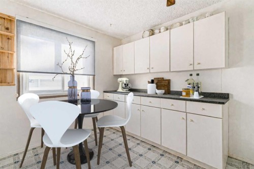 55 Queen Isabella Close Se, Calgary, AB - Indoor